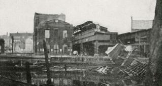 14 mei 1940, de oorlogschade aan station Beurs